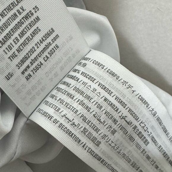 HOLLISTER / white Swiss dot wrap front ruffle dress / L - Picture 7 of 9